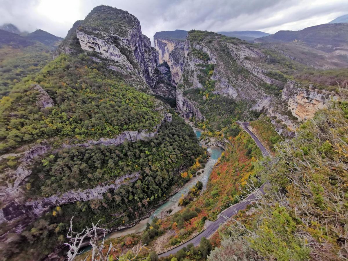 La Peyregoune, Logement En Pleine Nature Et Table D'Hotes Blieux Екстер'єр фото