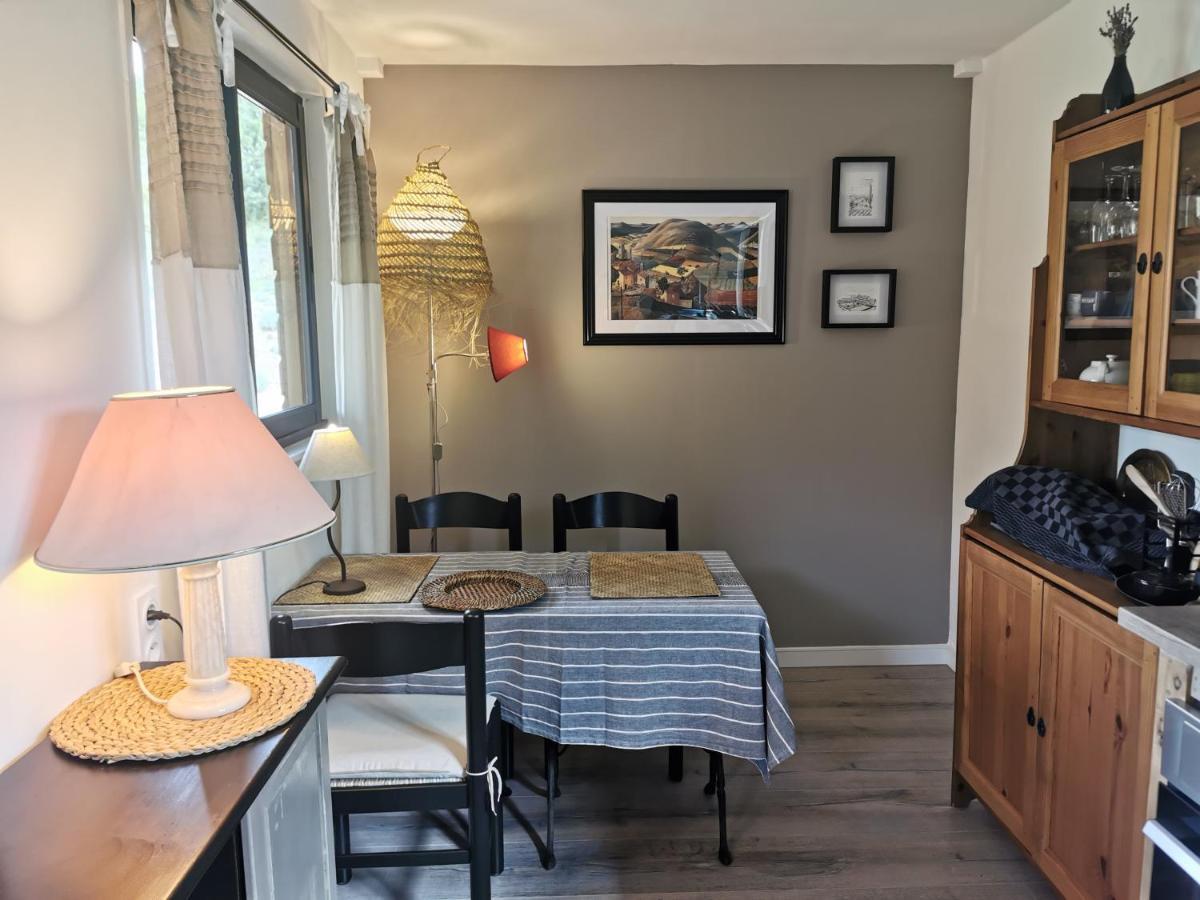 La Peyregoune, Logement En Pleine Nature Et Table D'Hotes Blieux Екстер'єр фото